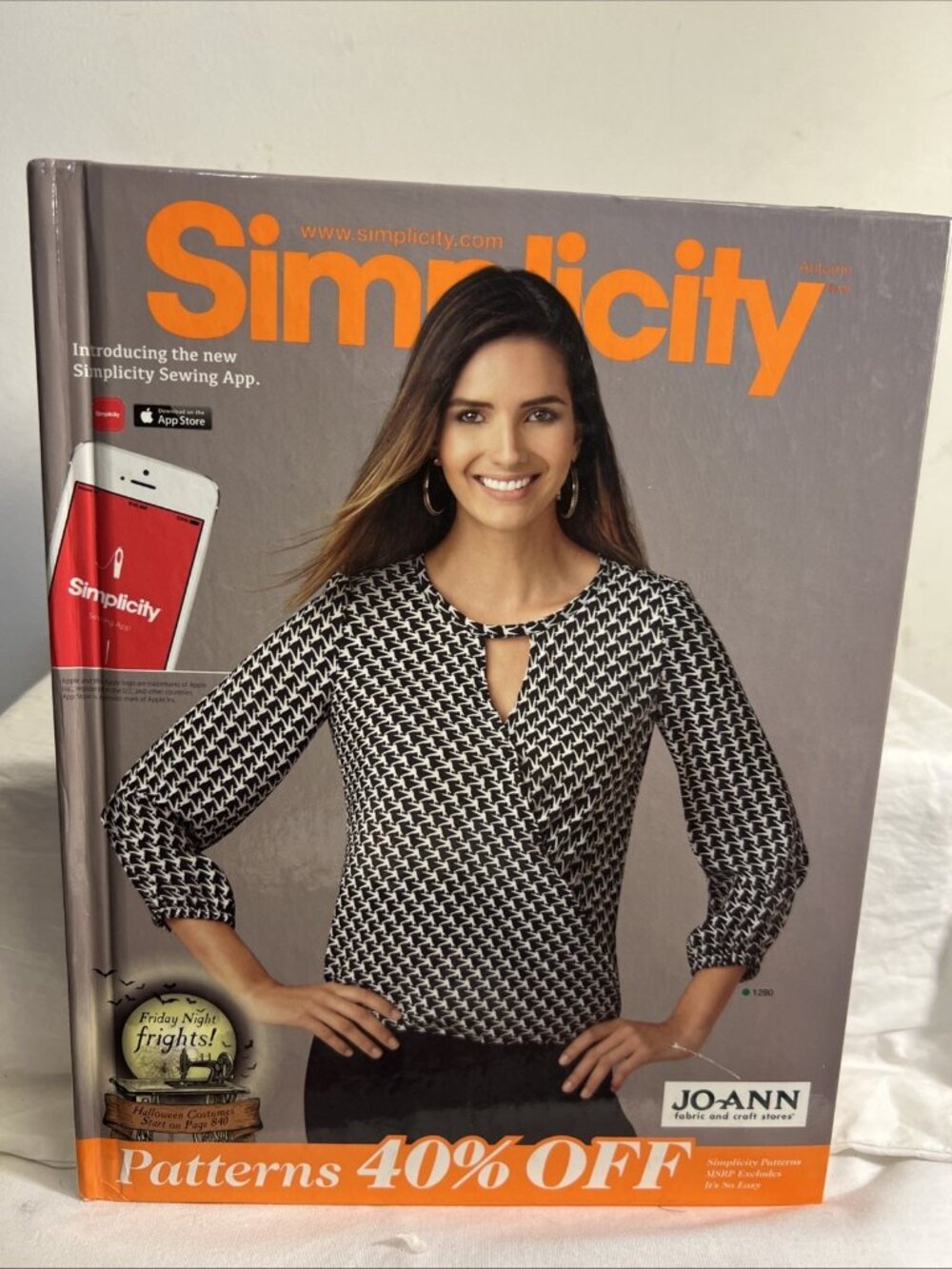 Simplicity Autumn 2014 Store Use Catalogue of Sewing Patterns Hardcover